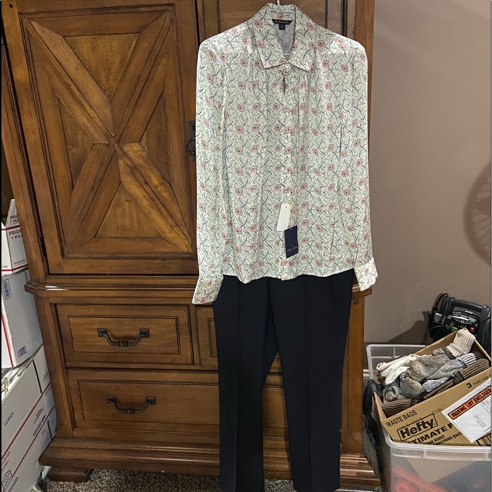 Brooks brothers top and pants